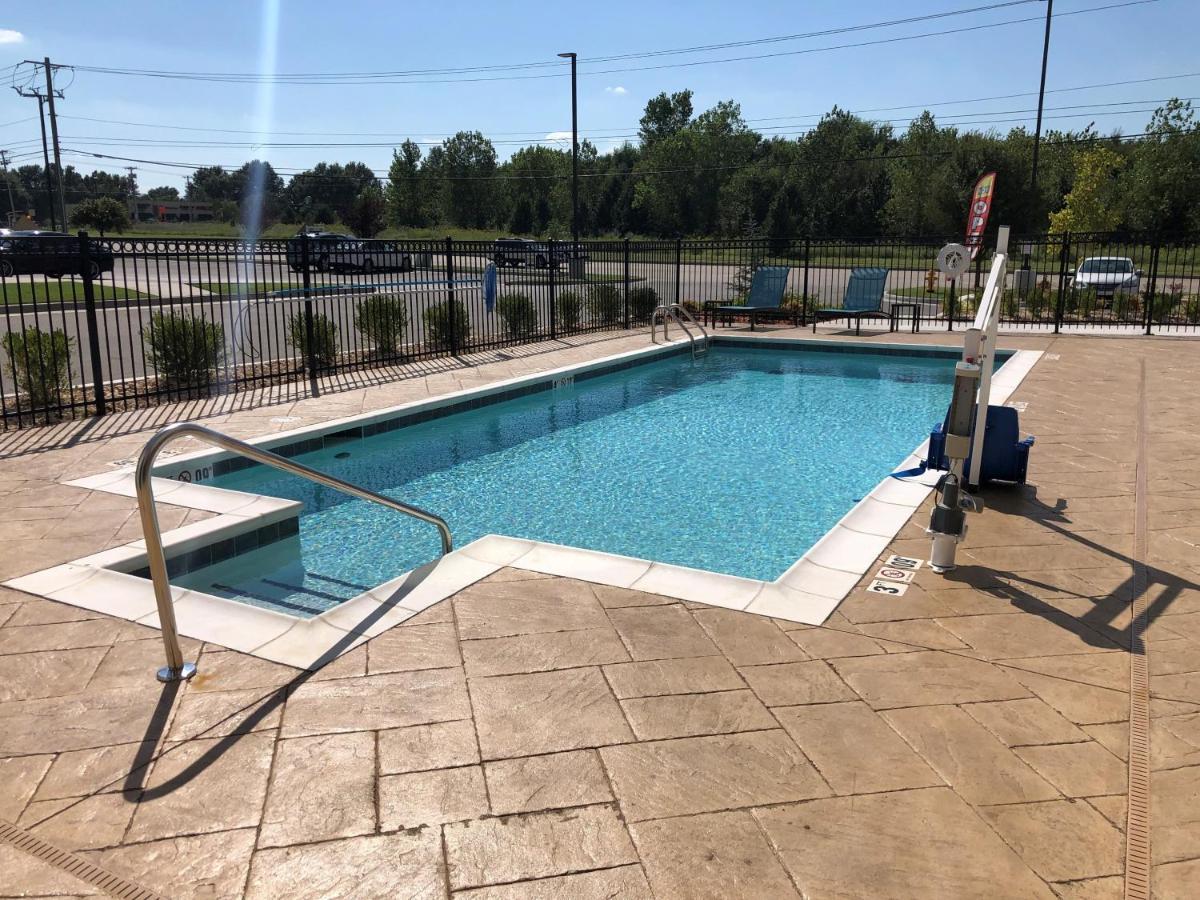 Avid Hotel Tulsa South - Medical District By Ihg Екстер'єр фото
